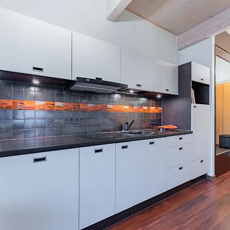 Appartement Keskuse Ja Ranna Vaheline In Between The Center&the Pärnu