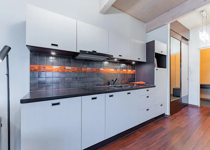 Appartement Keskuse Ja Ranna Vaheline In Between The Center&the Pärnu